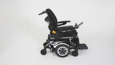 Invacare TDX SP power wheelchair electric lift