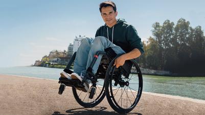 Manual wheelchair Küschall Champion black frame